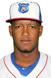 Oscar De La Cruz Photo