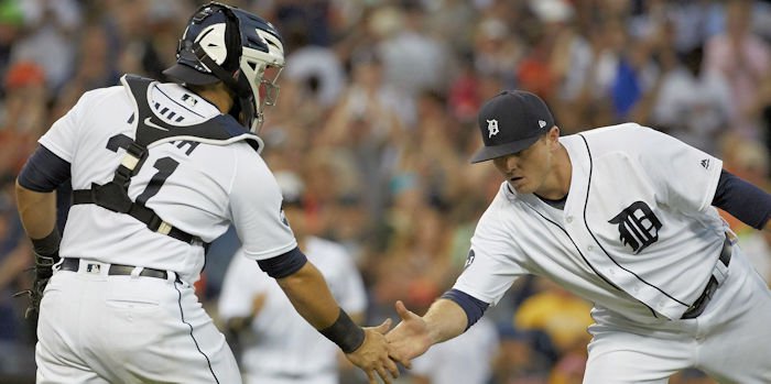 Wilson and Avila will be dressed out for Tuesday's game (Rick Osentoski - USA Today Sports)