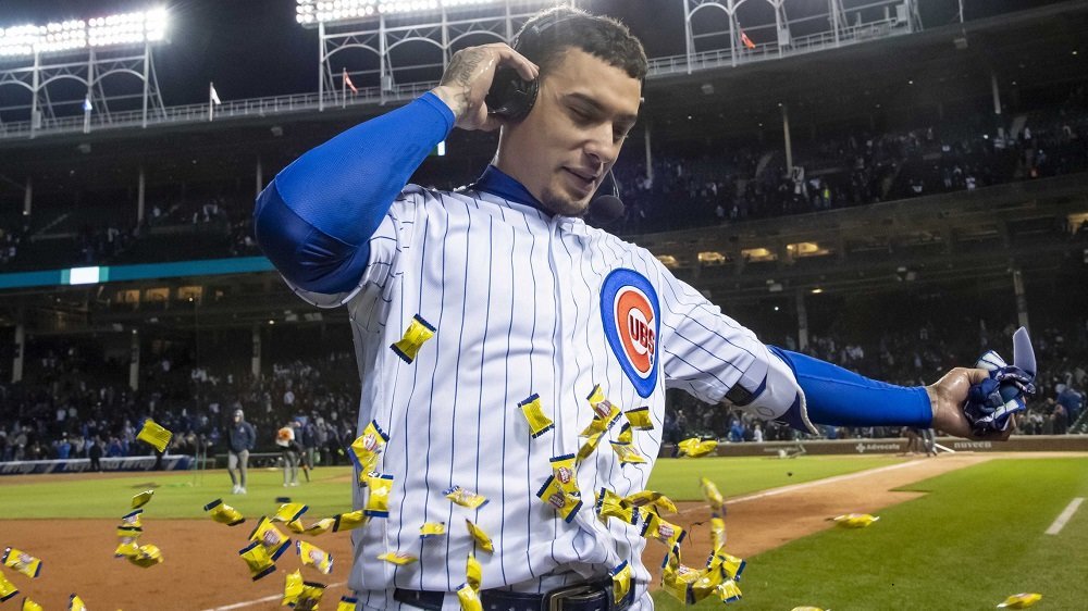 Javy Baez with his wife and El Mago - Chicago Sports HQ