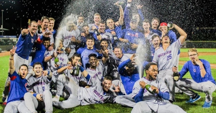 LOOK: Amazing championship rings for South Bend Cubs