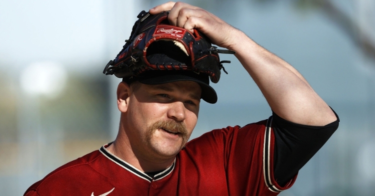 Cubs trade for lefty reliever