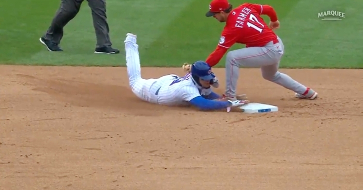 Cubs' Javier Baez on his 'swim move' to safely avoid a tag at