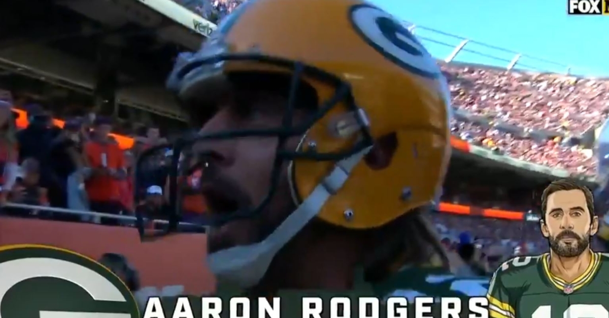 WATCH: Aaron Rodgers yells at Bears fans I still own you