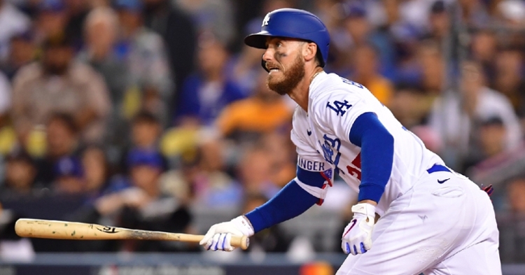Former NL MVP Cody Bellinger signs with Cubs 