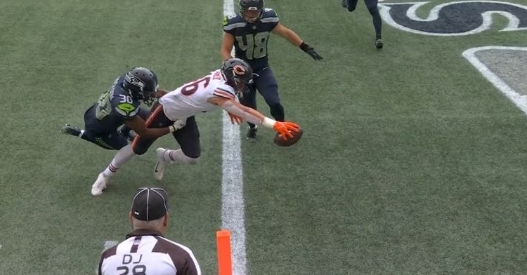 WATCH: Trevor Siemian finds Jake Tonges for Bears' first touchdown vs.  Seahawks