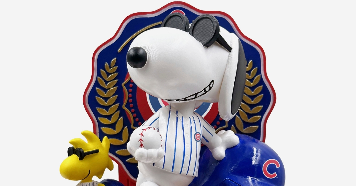 FIRST LOOK: Chicago Cubs Snoopy Bobblehead