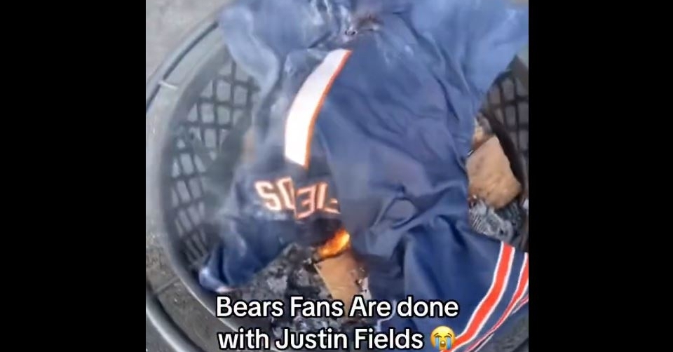 Bears Fan Burns Justin Fields Jersey