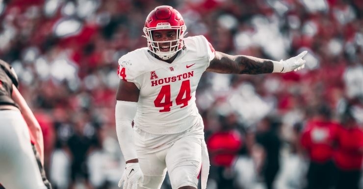 Bears sign talented edge rusher D'Anthony Jones after rookie camp tryout