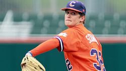 Orange Holds on to Defeat Purple 7-6 Friday