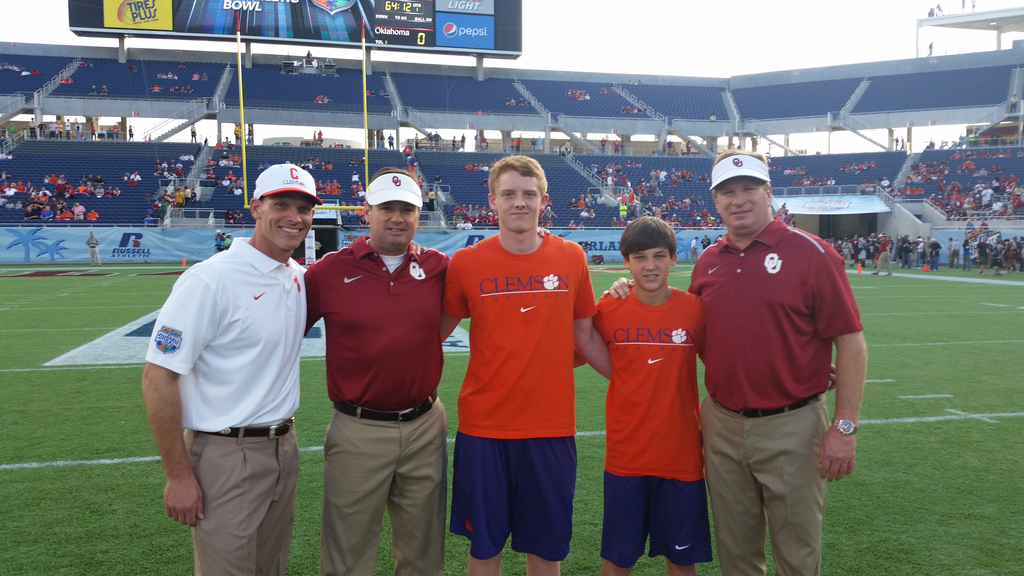 Photo: Venables And Kids With Stoop Brothers | TigerNet