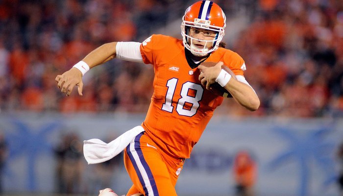 Stoudt had a career night against the Sooners (Photo by Joshua S. Kelly)
