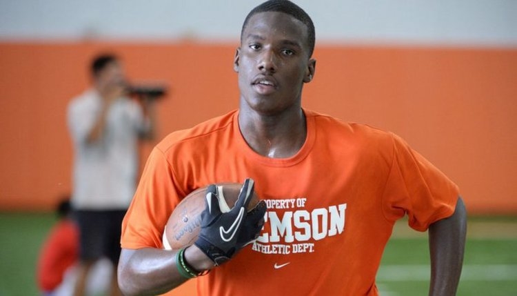 4-star ATH commits to Gamecocks over Tigers