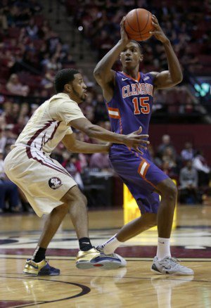 Grantham shot just 2-of-13 from the floor (Photo by Glenn Beil, USAT)