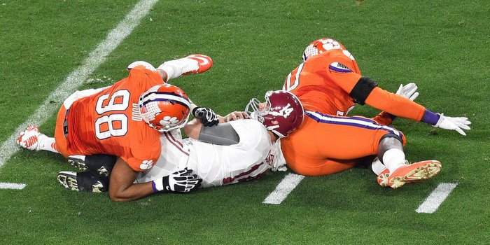 Dodd piled up three sacks against Alabama (Photo by Gary Vasquez, USAT)
