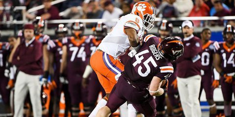 O'Daniel unloads on Sam Rogers, but was ejected for this hit