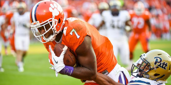 Mike Williams set career highs for receptions (15) and receiving yards (202) against Pitt.