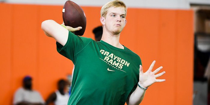 Clemson QB commit throws 3 TD's to win state title