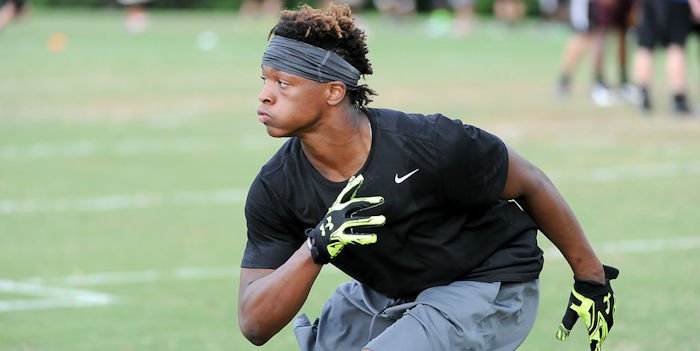 4-star safety Xavier McKinney starts year with a bang