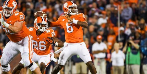 Clemson QB to transfer