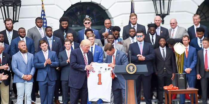 President Trump personally paying for catered hamburgers for Clemson title celebration