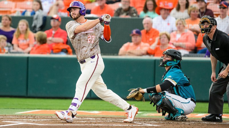 Williams admires his homer to left (Photo by David Grooms)