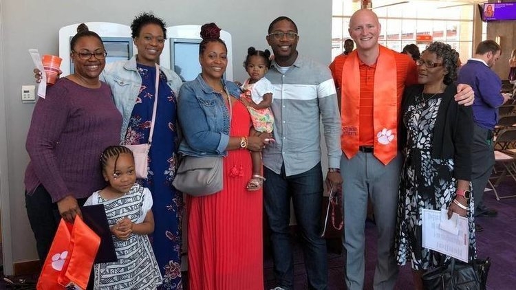 Oglesby spending time with the family of Demontez Stitt