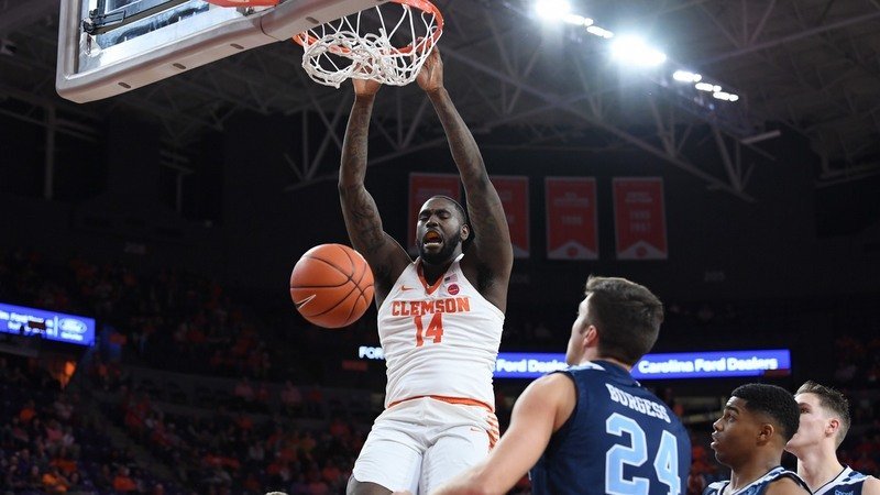 Clemson Basketball moves up in latest AP Poll