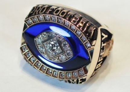 LOOK: Brian Dawkins' 2018 Hall-of-Fame ring