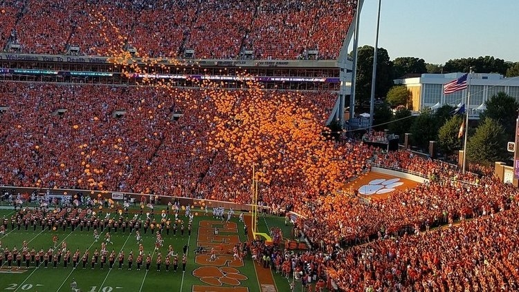 RIP Gameday Balloons (1983-2017)