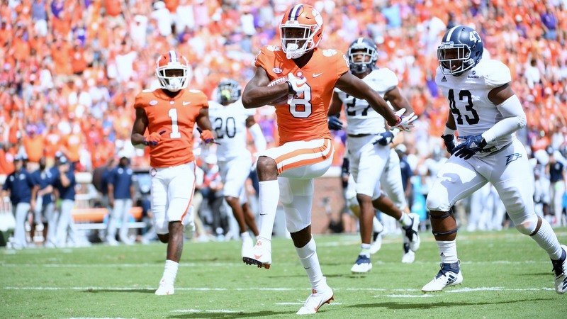 Clemson avoided an upset-filled week with its bye. 
