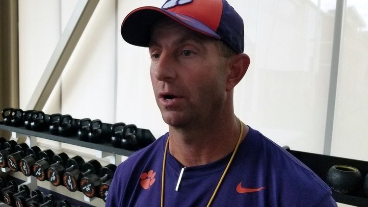 WATCH: Swinney sings Rocky Top, talks FSU