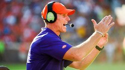 Clemson extends contract for Brent Venables