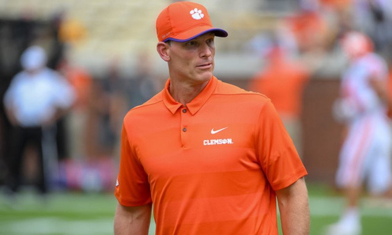 Venables says Syracuse quarterback Eric Dungey is