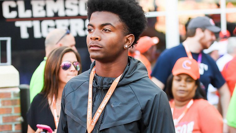 Phillips is a 23rd commitment in Clemson's 2019 class, moving the Tigers back into the top-5 in the 247Sports Composite. 