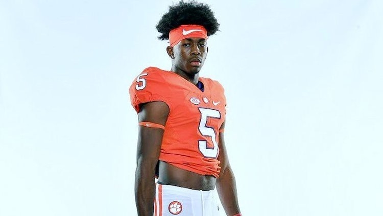 Ross is a seventh 5-star-rated prospect to join Clemson's 2018 class. (Photo per Ross' Twitter account)