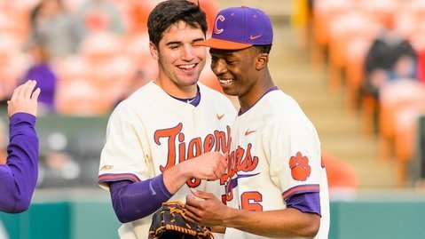 Freshmen Davis Sharpe (RHP) and and Keyshawn Askew (LHP) again book-end the rotation.