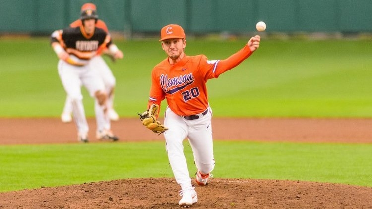 Rankings: Tigers move up in Baseball America poll