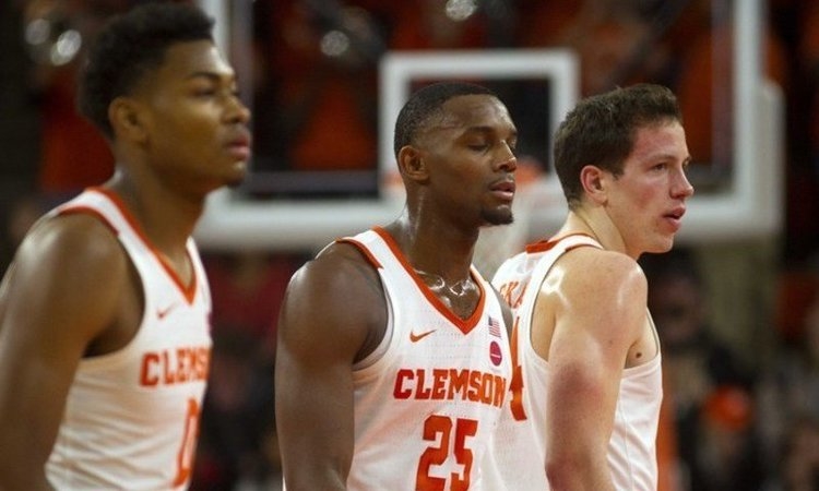 (USA TODAY Sports-Joshua Kelly)