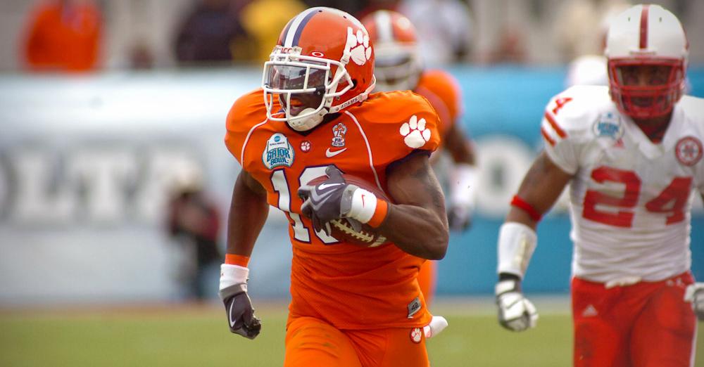 Butler playing for Clemson in the 2008 Gator Bowl