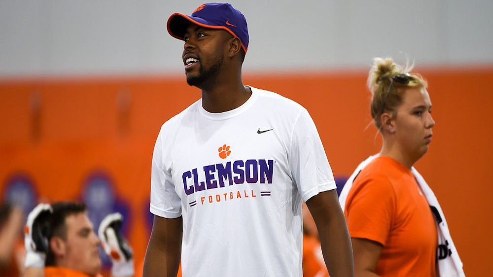 Former Clemson WR hired by West Virginia