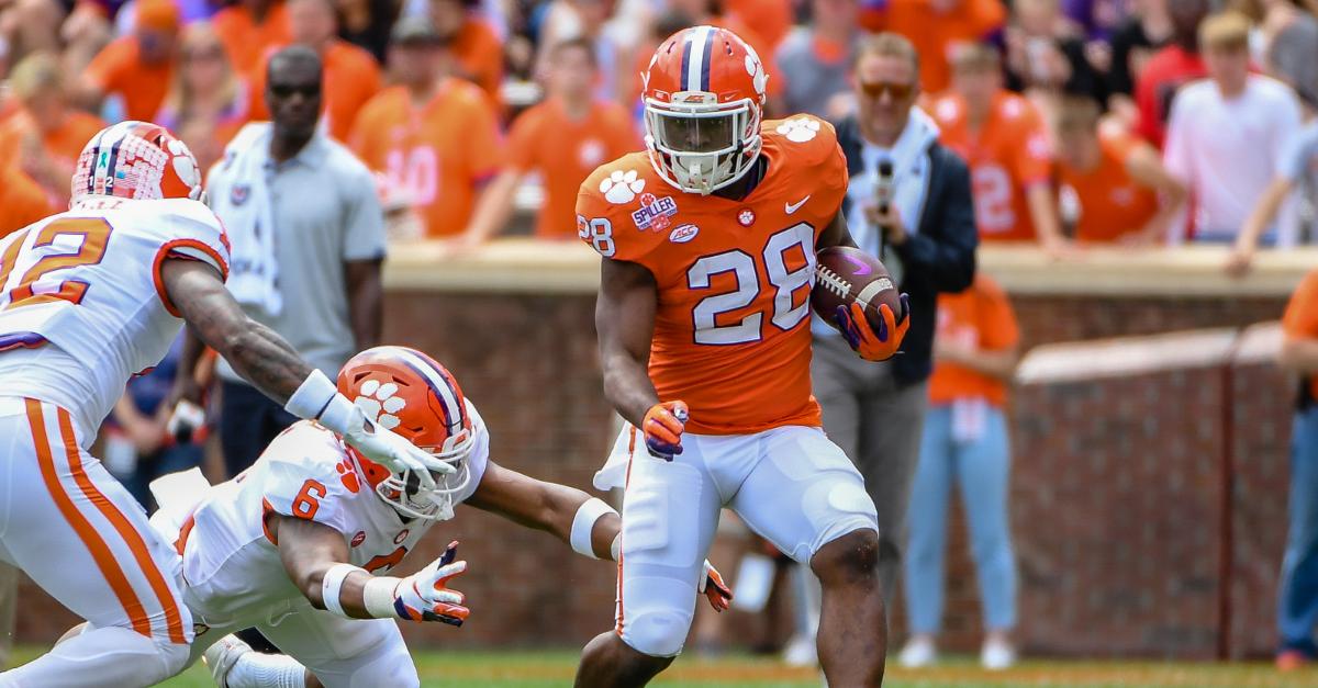 Former Clemson RB reportedly will transfer to Gamecocks