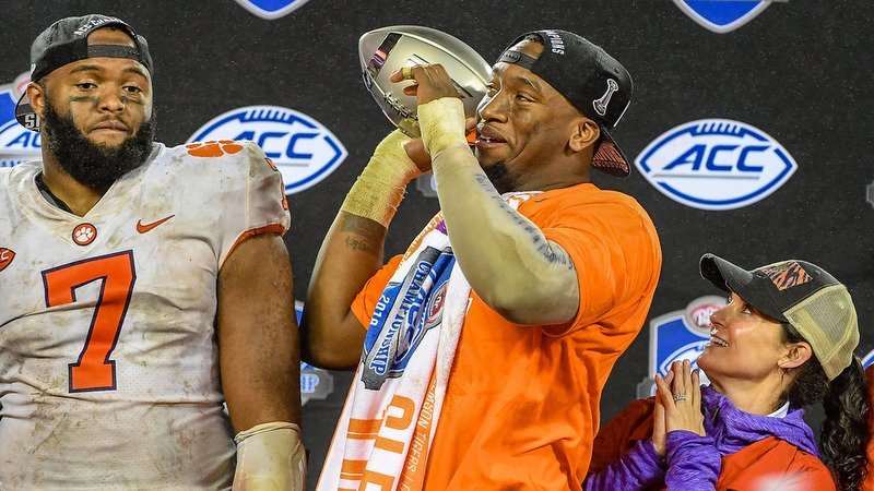 From injured prospect to team leader, Clelin Ferrell has seen and done it all