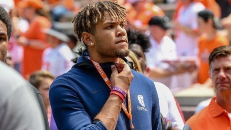 Miami TE ready to impress in camp stop