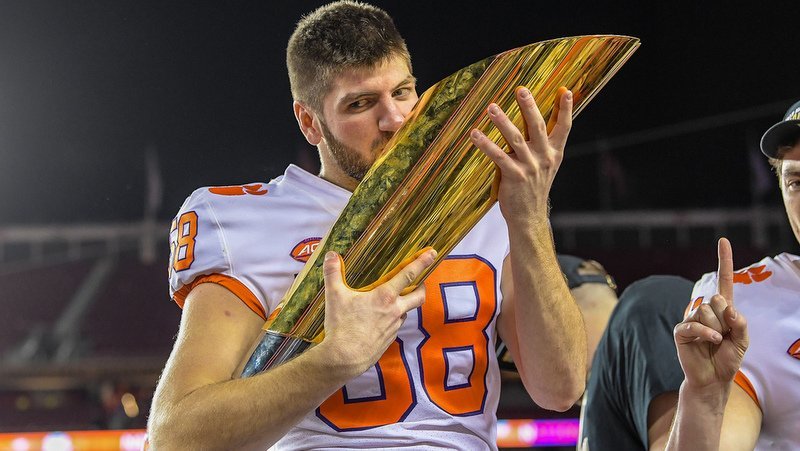Sports Illustrated makes Playoff predictions for Clemson