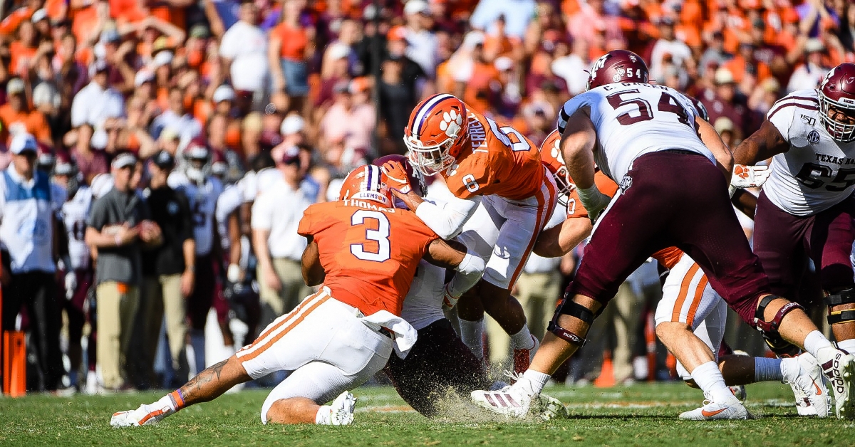 Clemson extends lead at No. 1 in AP Poll