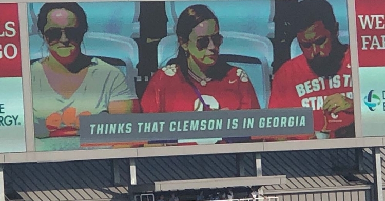 Some fans thought the jokes were classless
