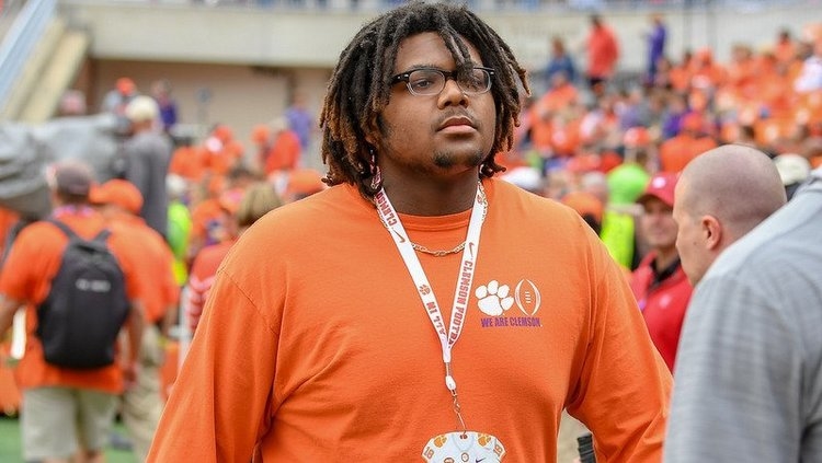 Mayes committed to Clemson in March.
