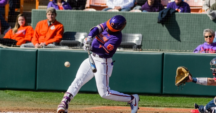 The Tigers won their 22nd game in a row over the Paladins.