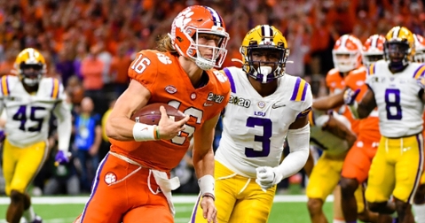 Lawrence runs for a touchdown against LSU