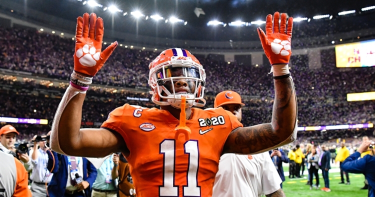 Notes on Simmons, Terrell selected in first round